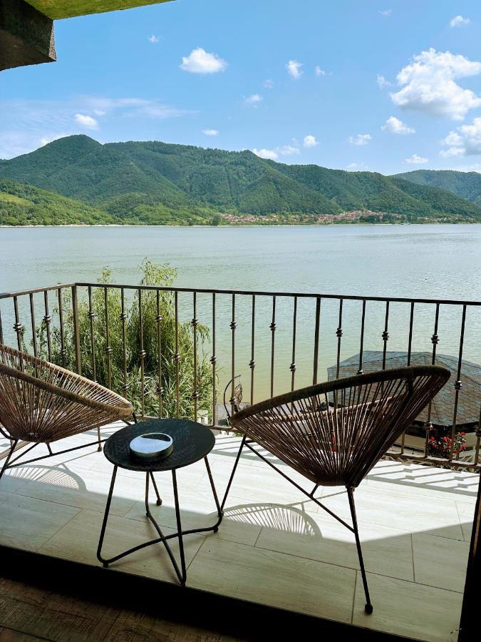 Noah River House Orszowa Zewnętrze zdjęcie